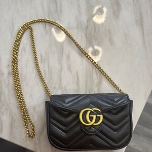 Gucci Gold and Black Quilted Crossbody Bag with Chain Strap